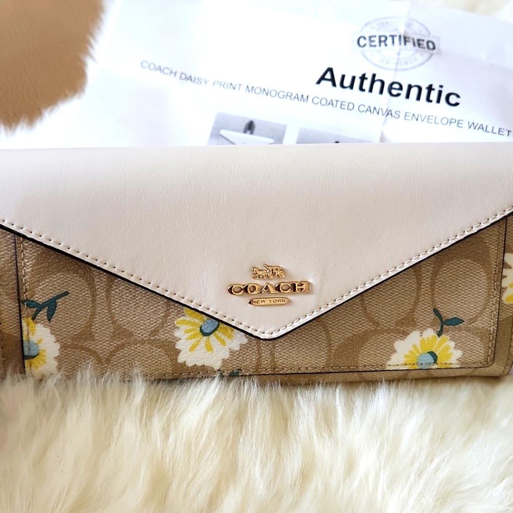 NWOT Coach Daisy Signature Khaki Long Envelope Wallet 🌼🎁 - Picture 15 of 16